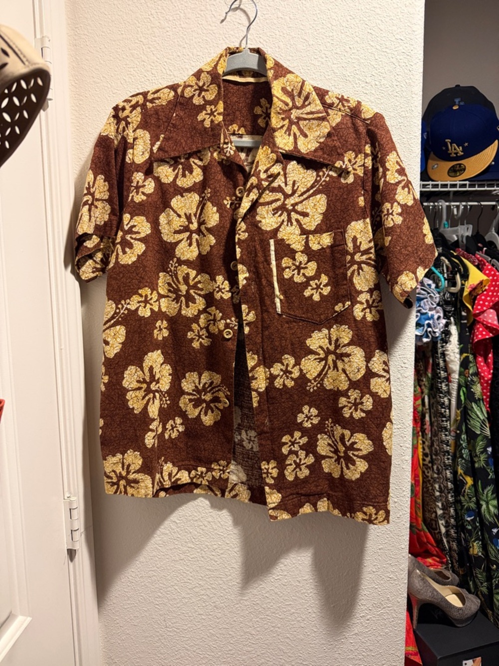 Men's Brown & Gold aloha Shirt